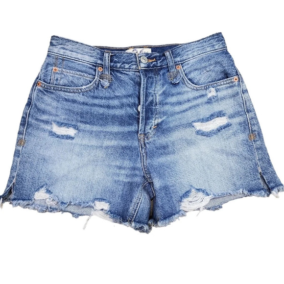 We The Free Distressed Raw Hem Jean Shorts Size 26 - Picture 1 of 6